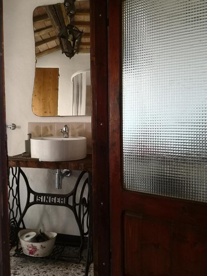 La Gioiosa Apartment Radicofani Bagian luar foto